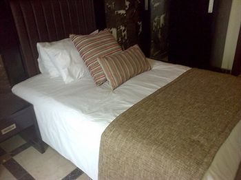 Quo Vadis Hotel Abuja Exterior foto